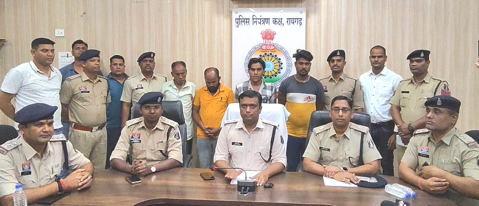 ● रायगढ़ पुलिस की बड़ी कार्रवाई: अंतरजिला बाइक चोरी रैकेट का भंडाफोड़, 16 बाइक जब्त, चार आरोपी गिरफ्तार…