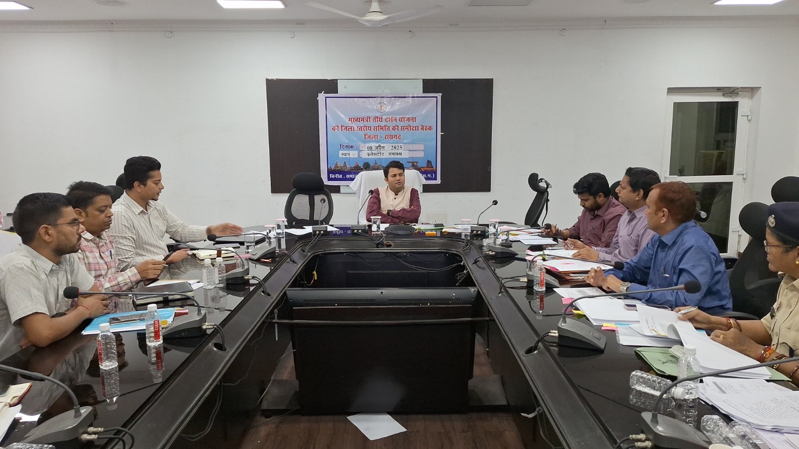 मुख्यमंत्री तीर्थ दर्शन योजना में चयनित हितग्राहियों का कराएं स्वास्थ्य परीक्षण-कलेक्टर श्री कार्तिकेया गोयल17 से 20 अप्रैल तक मथुरा, कृष्ण जन्मभूमि एवं वृंदावन का कराया जाएगा तीर्थ यात्रा
