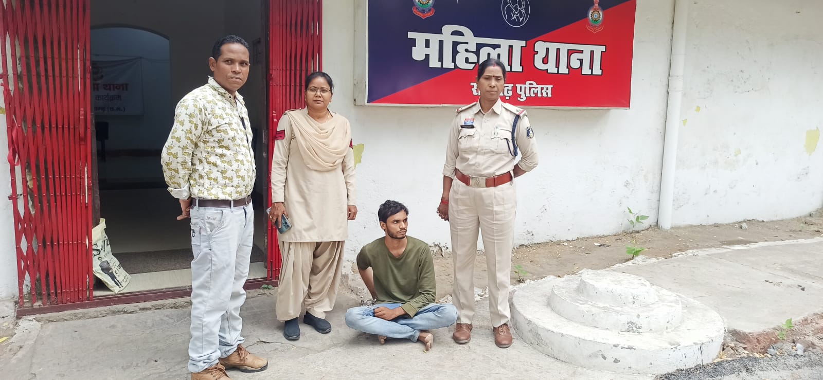 इंस्टाग्राम में नौकरी का झांसा देकर दुष्कर्म: महिला थाना रायगढ़ ने आरोपी को 24 घंटे में गिरफ्तार कर भेजा जेल….