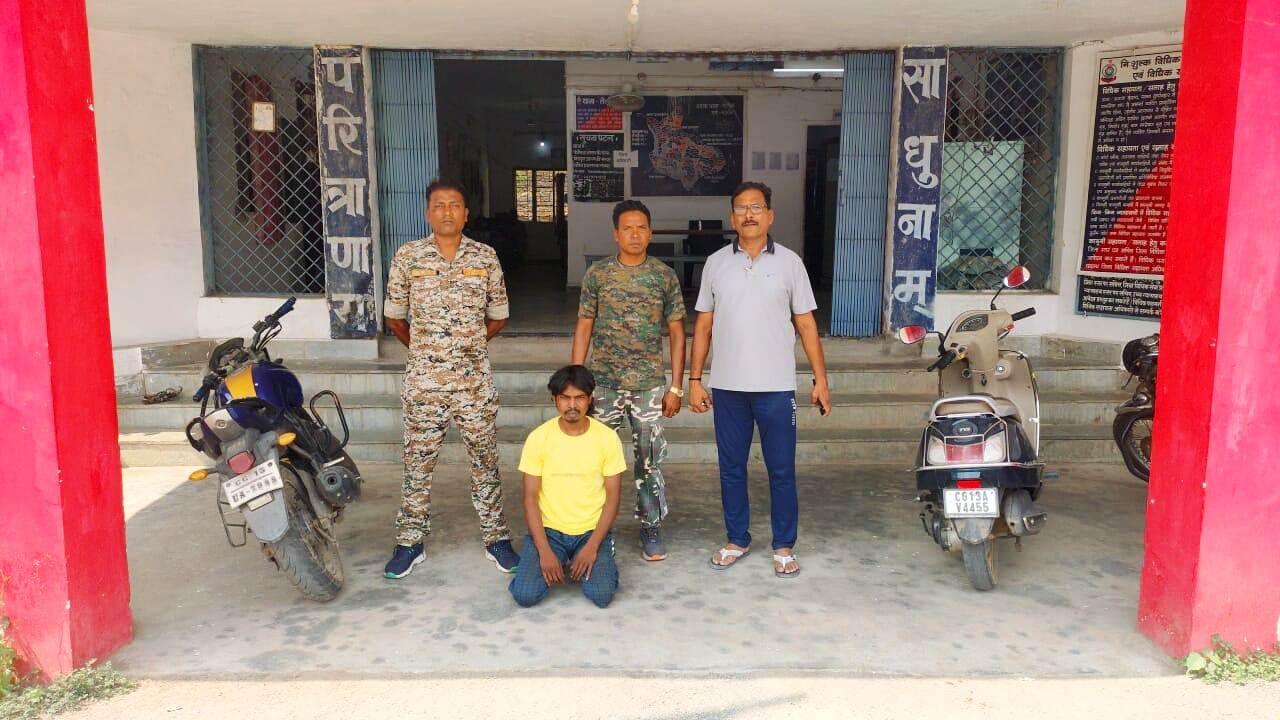 ● शादी घर में मारपीट, युवक पर जानलेवा हमला करने वाला आरोपी गिरफ्तार, हथियार बरामद, लैलूंगा के आमापाली की घटना…